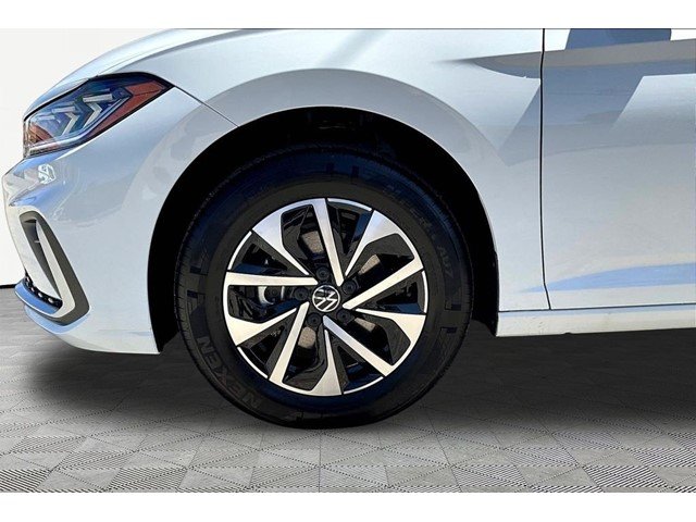 New 2026 Pure White Volkswagen 1.5T S image 31
