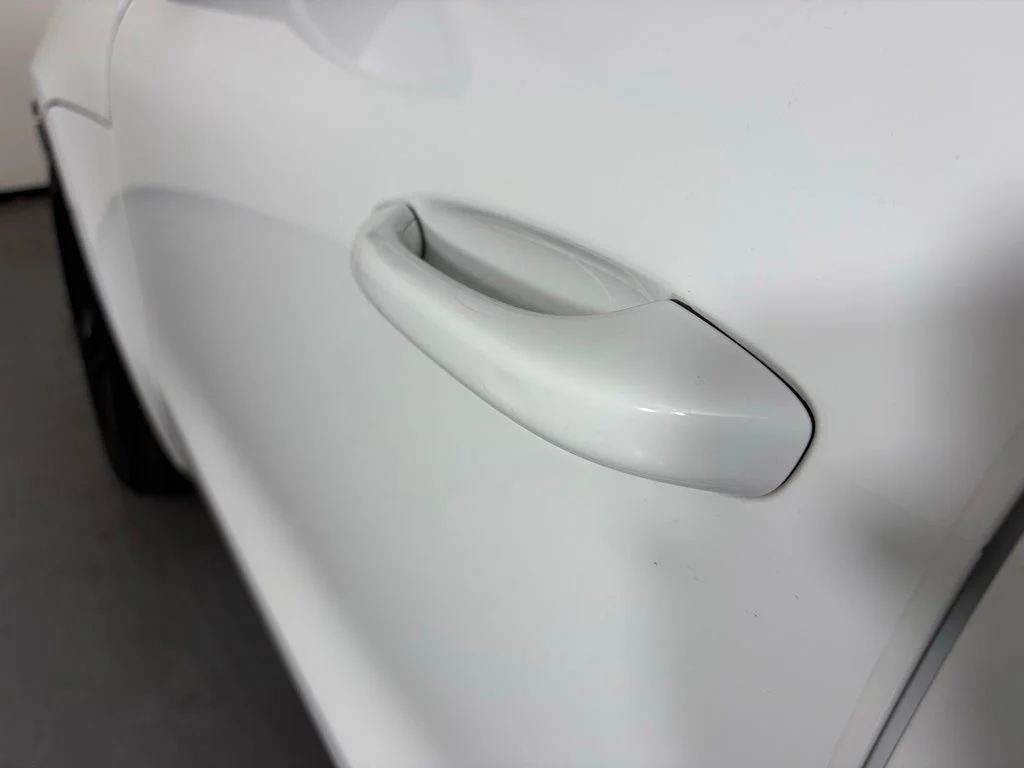 Used 2018 White Porsche Base image 14