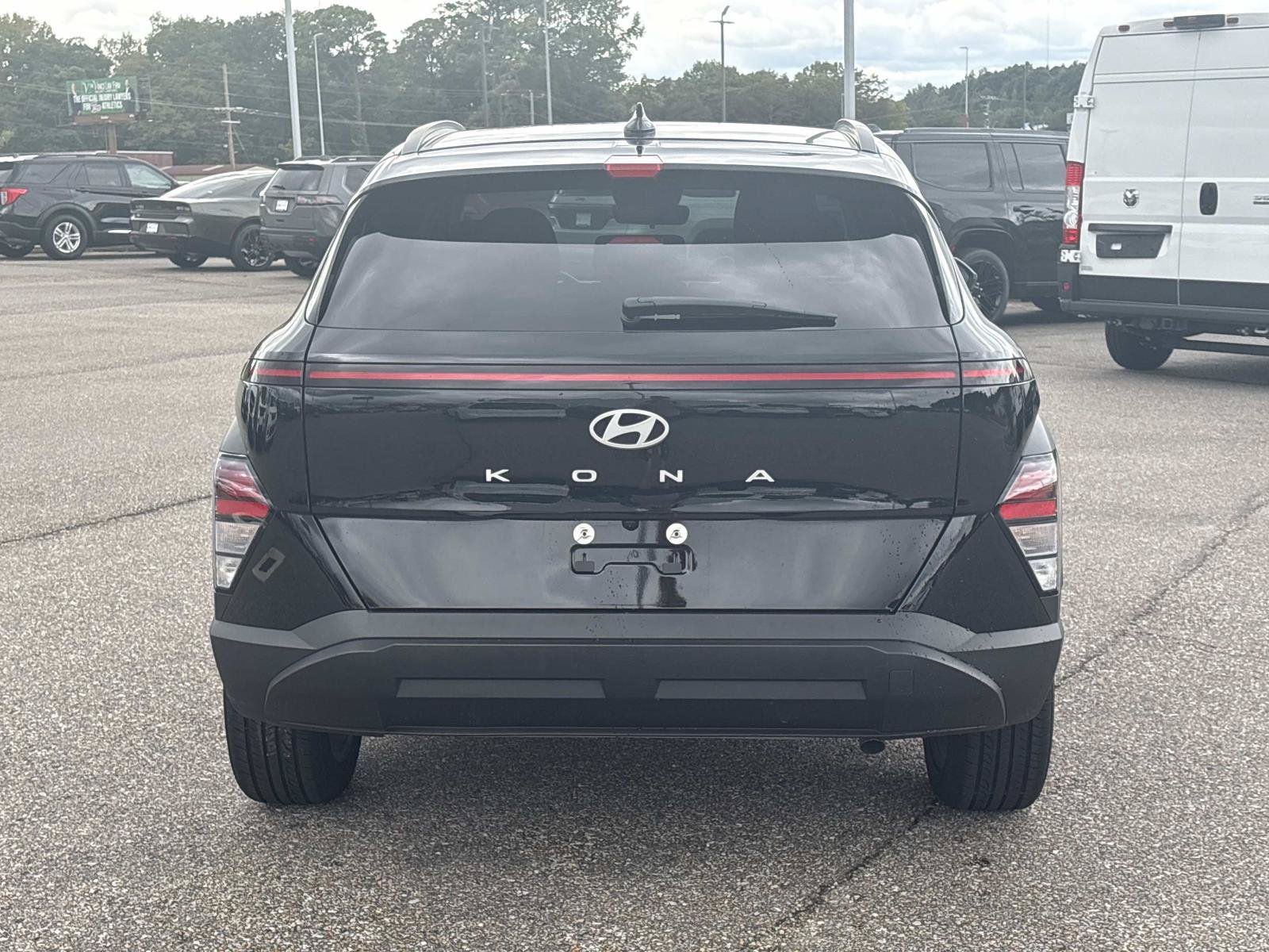 Used 2026 Abyss Black Pearl Hyundai SEL Sport image 6