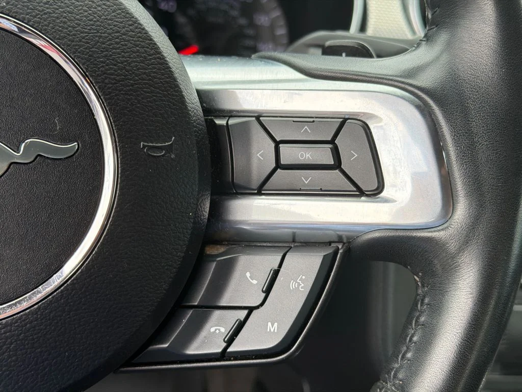Used 2018 Red Ford GT image 22