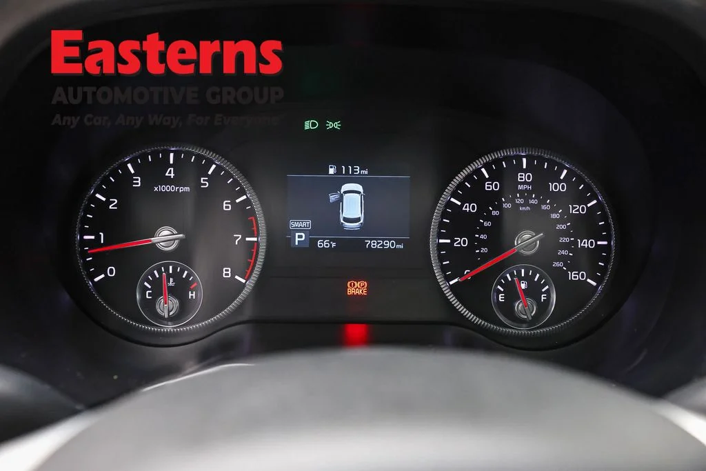 Used 2022 Gray Kia EX image 18
