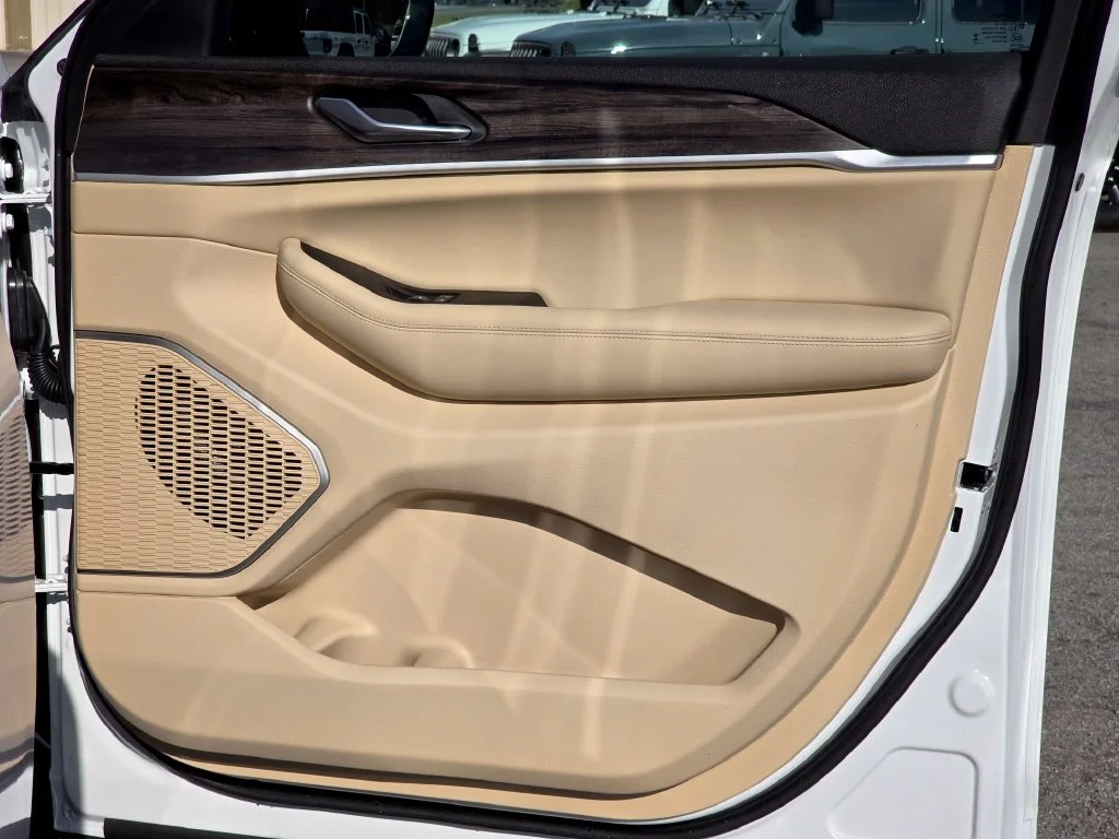 New 2026 White Jeep Limited image 36