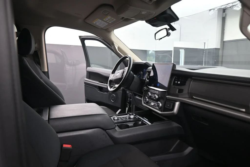 Used 2022 White Ford XL image 46