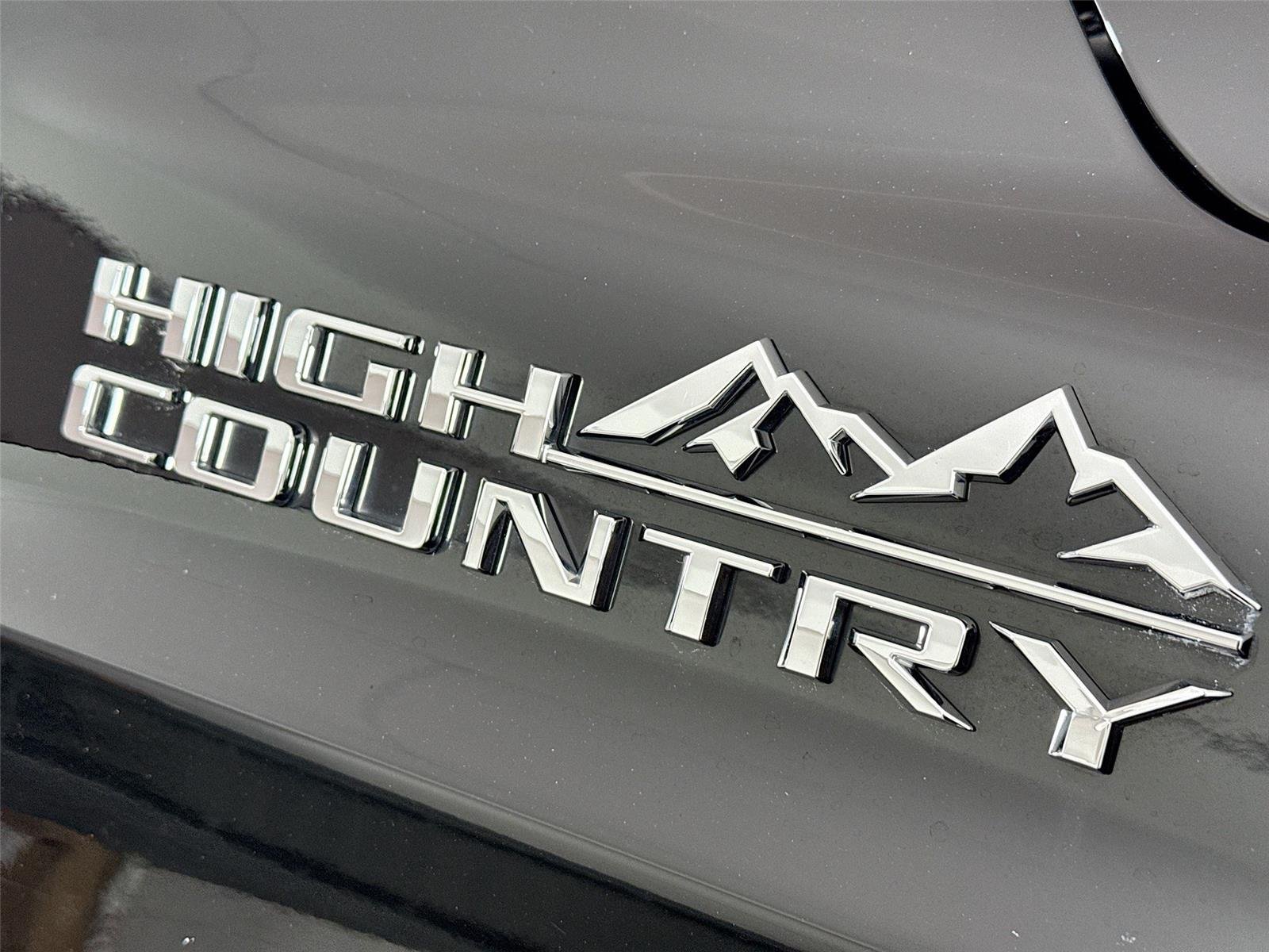 Used 2023 Black Chevrolet High Country image 15