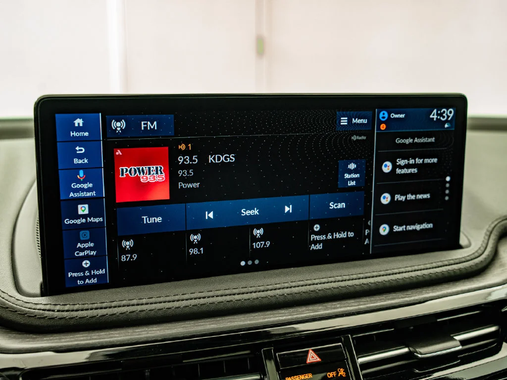 Used 2026 Platinum White Acura Advance Package image 25