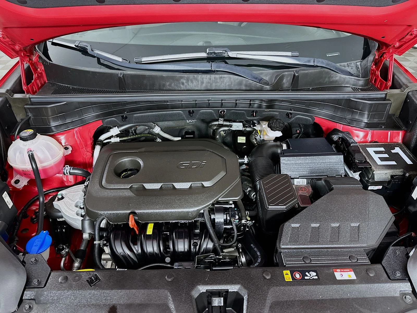 Used 2021 Hyper Red Kia LX image 29