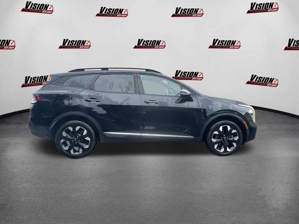 Used 2023 Black Kia X-Line image 6