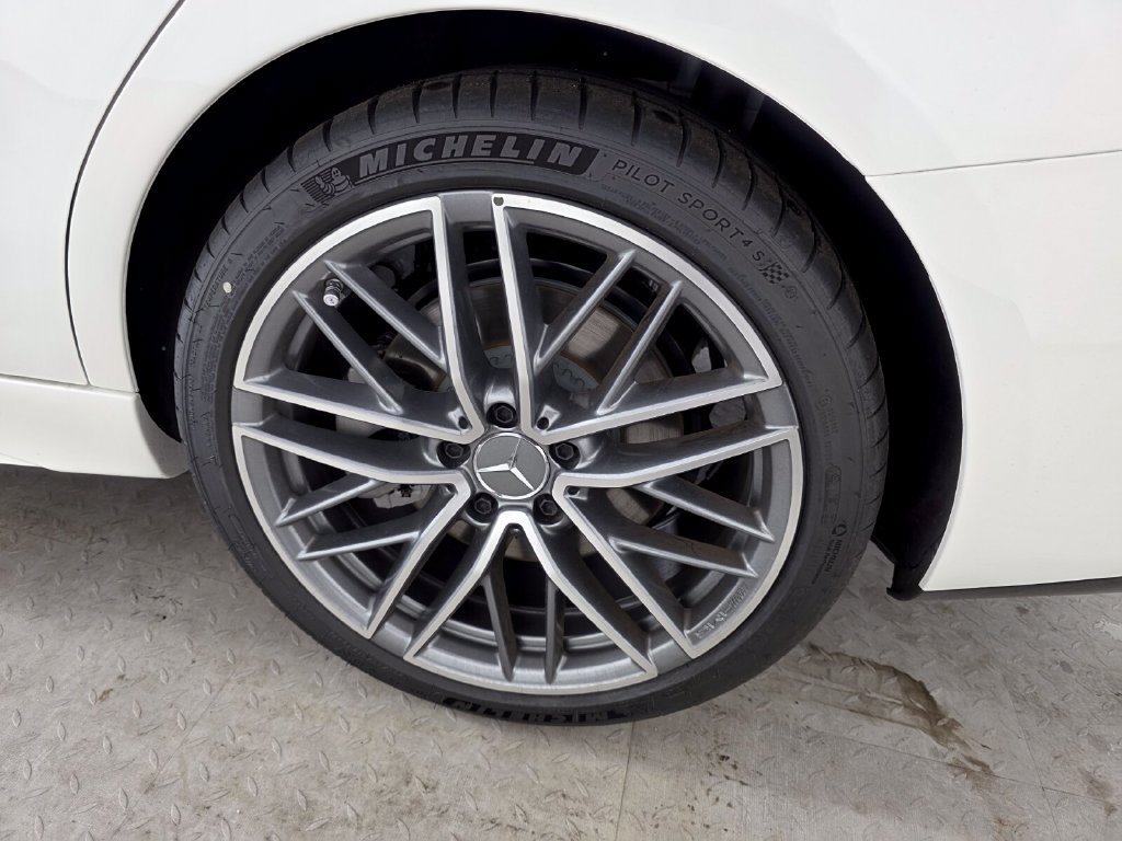 2026 Mercedes-Benz C-Class Sedan AMG C43 - Photo 31