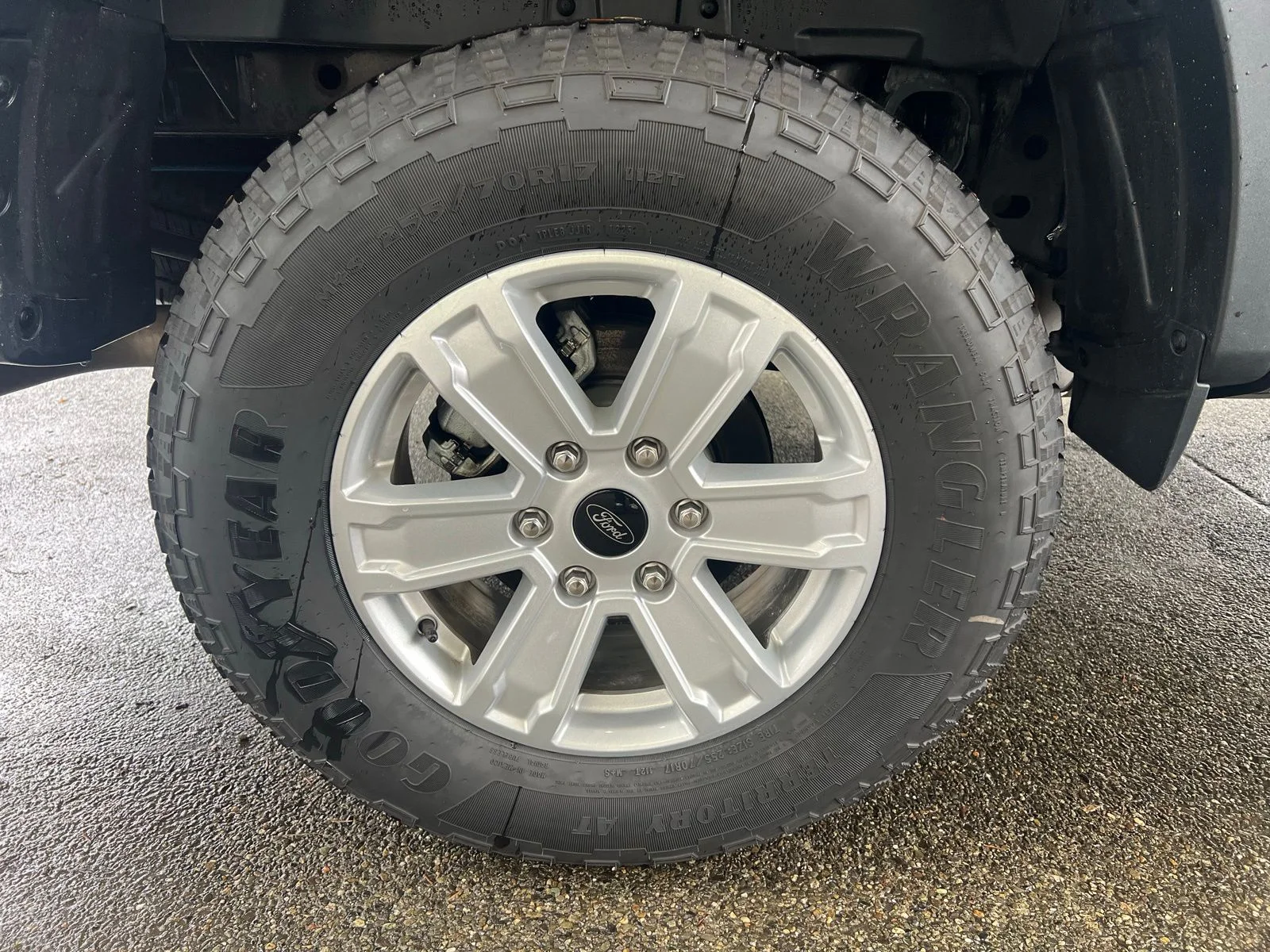 Used 2025 Black Ford XL image 20