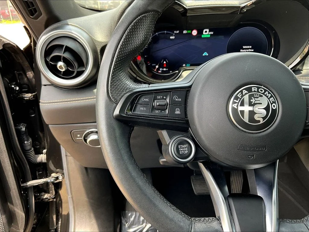 Used 2024 Alfa Black Alfa Romeo Ti image 11