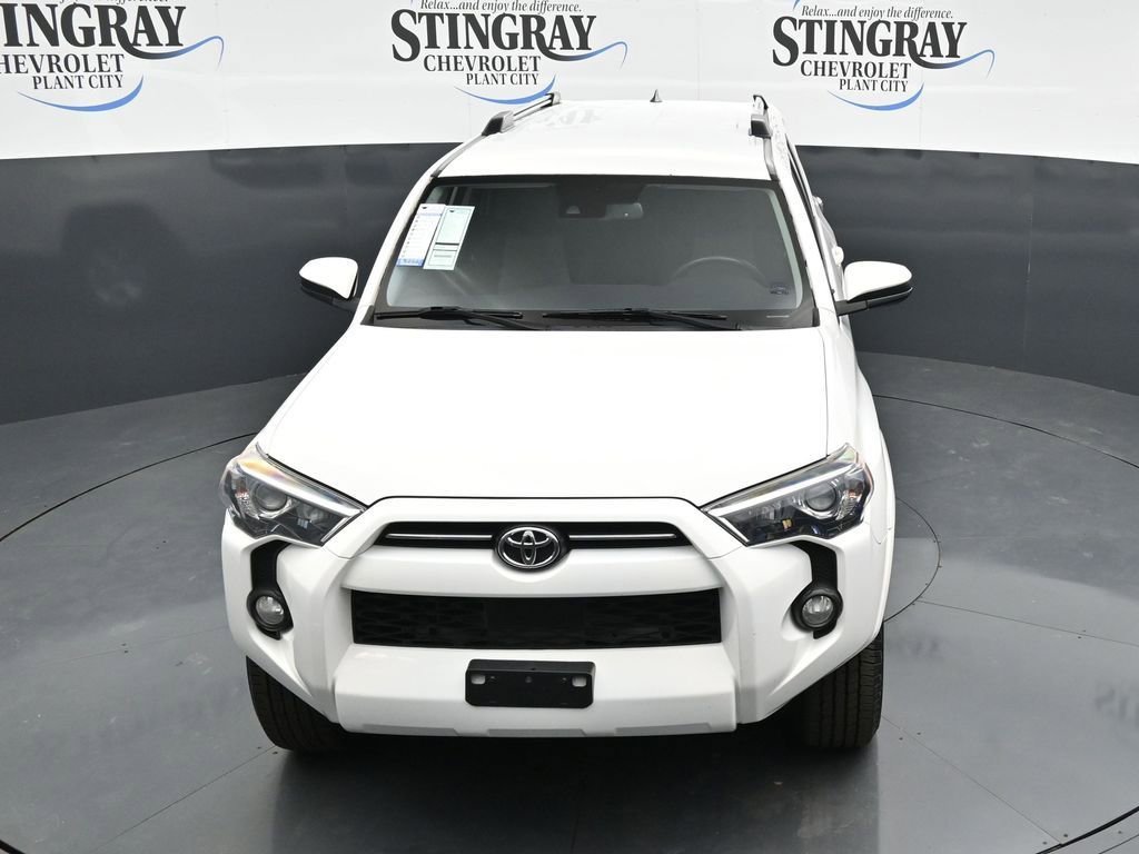Used 2020 White Toyota SR5 image 19