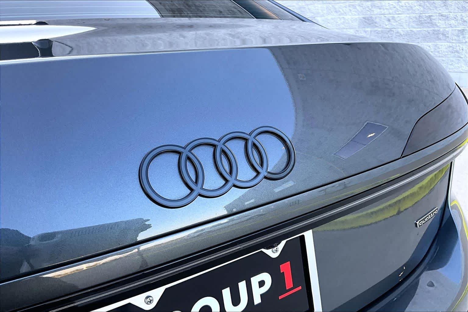 Used 2026 Daytona Gray Pearl Effect Audi Prestige image 10