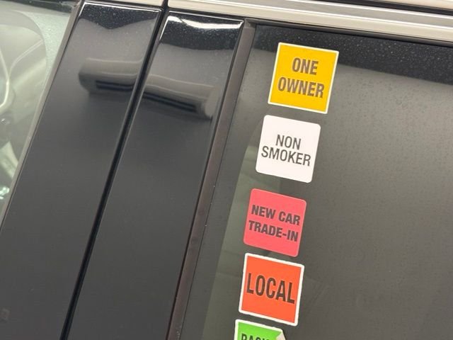 Used 2018 White GMC Denali image 7