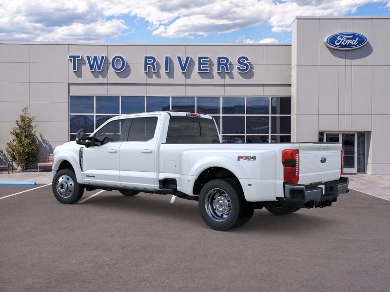 New 2026 Star White Metallic Tri-Coat Ford F-450® Lariat® image 4