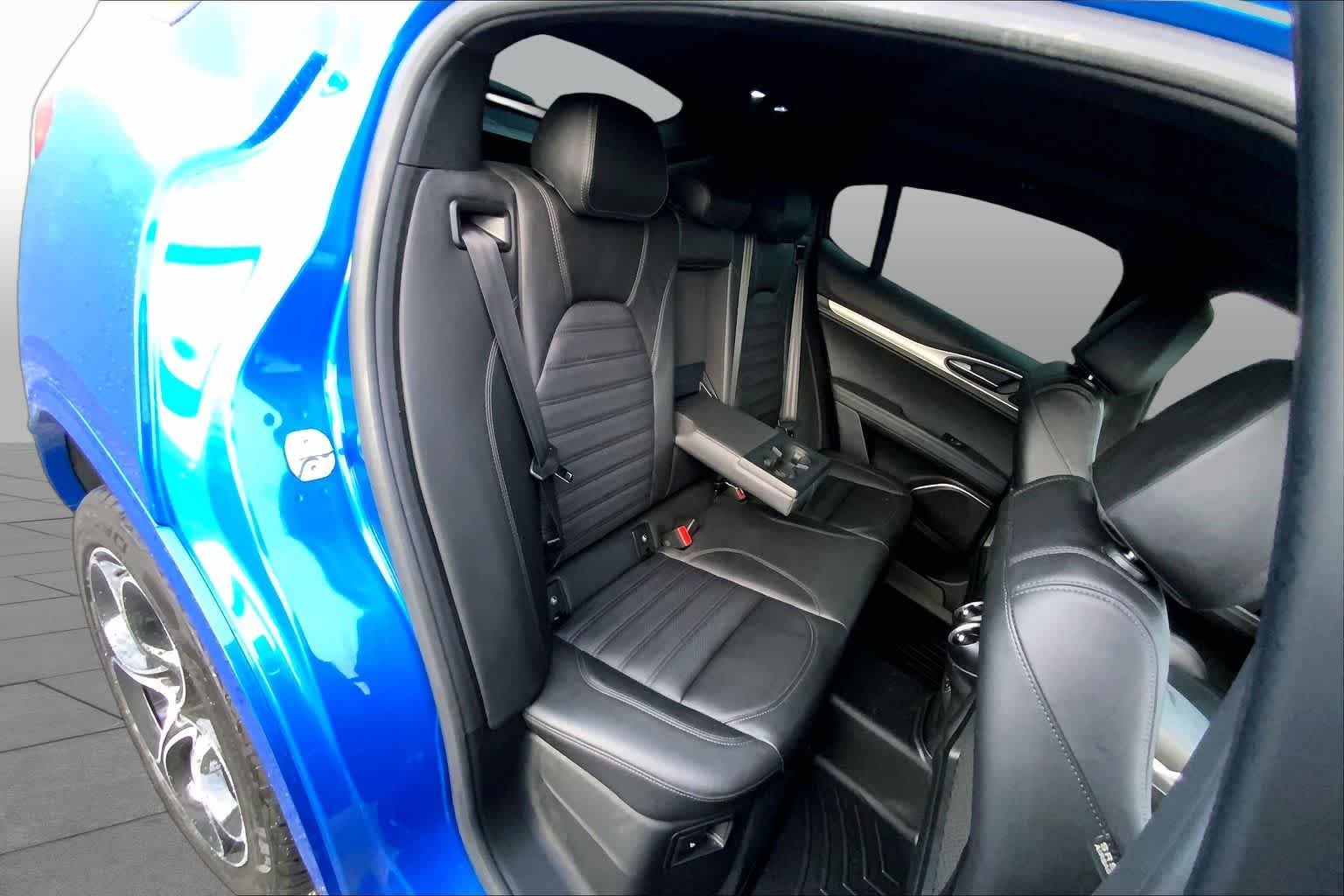 Used 2023 Alfa White Alfa Romeo Veloce image 19