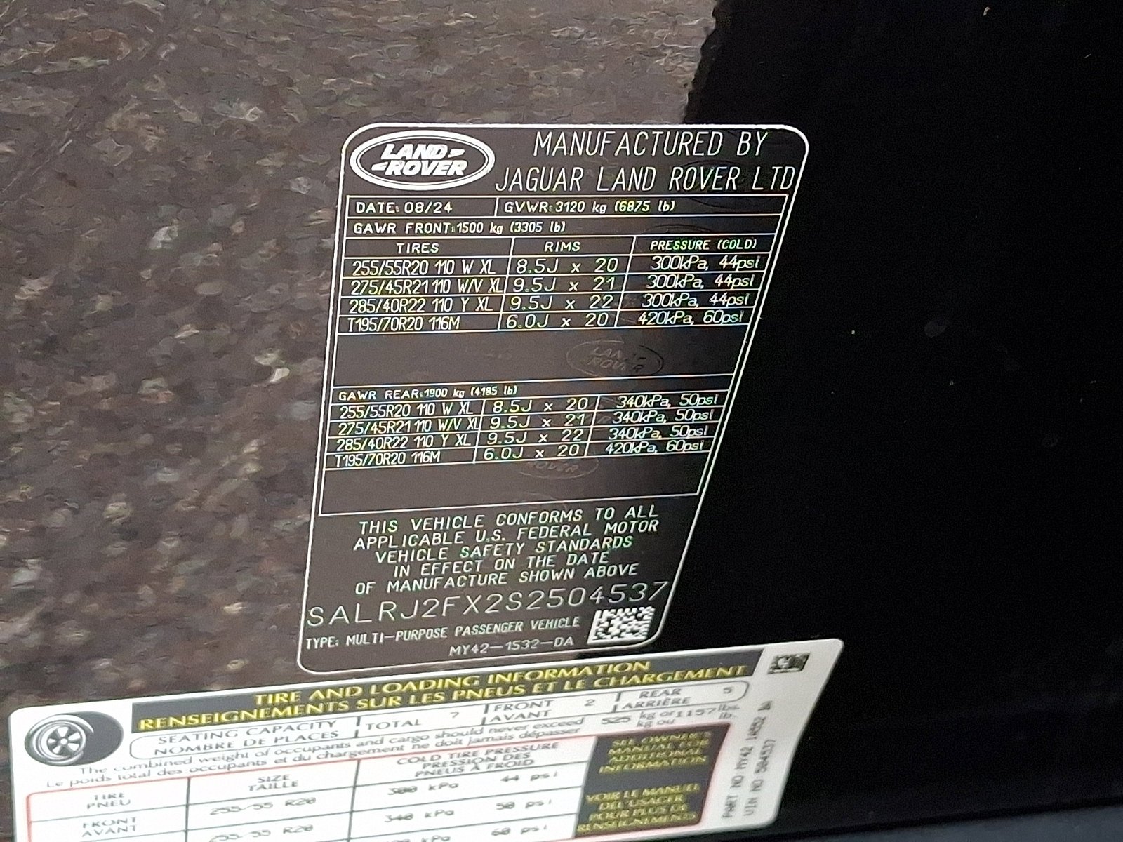 Used 2025 Black Land Rover S image 27