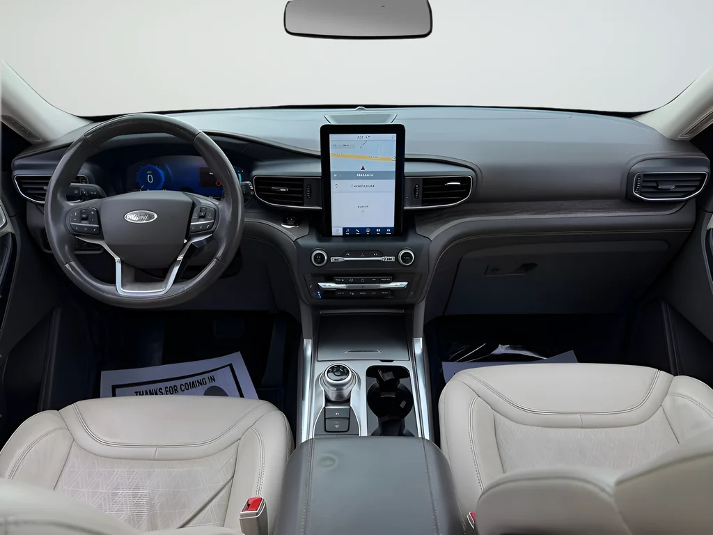 Used 2020 White Ford Platinum image 25