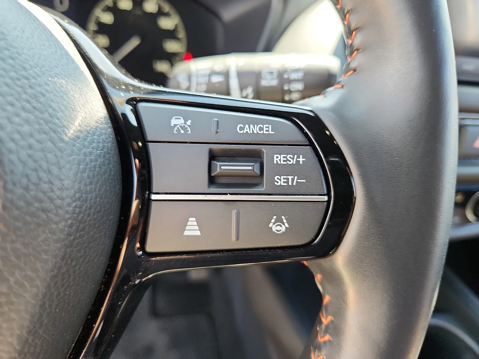 Used 2024 Platinum White Pearl - WX Honda AWD Sport image 22