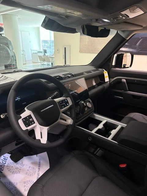 New 2026 Borasco Grey Land Rover S image 9