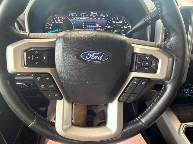 Used 2020 Black Metallic Ford Lariat image 28