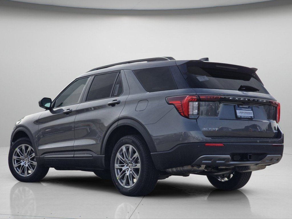 New 2026 Carbonized Gray Ford Active image 21