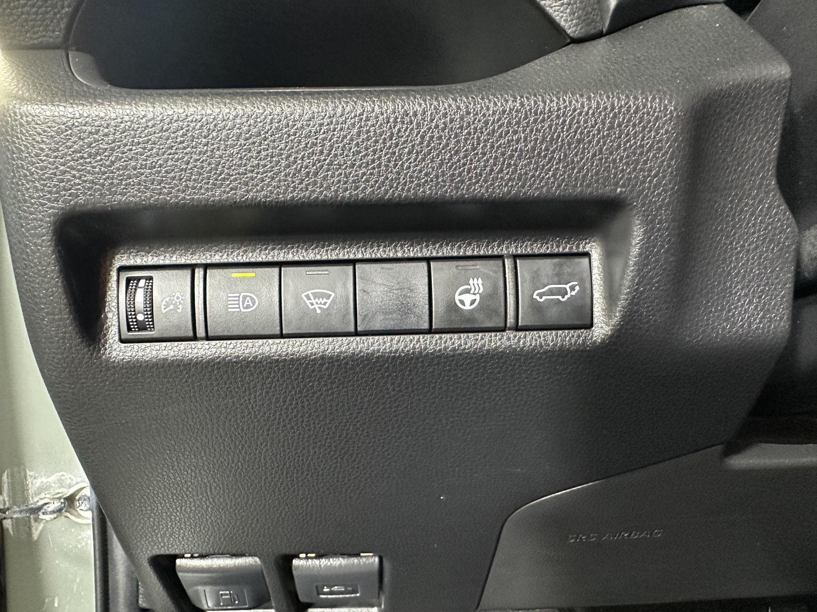 Used 2019 Lunar Rock Toyota XLE image 27