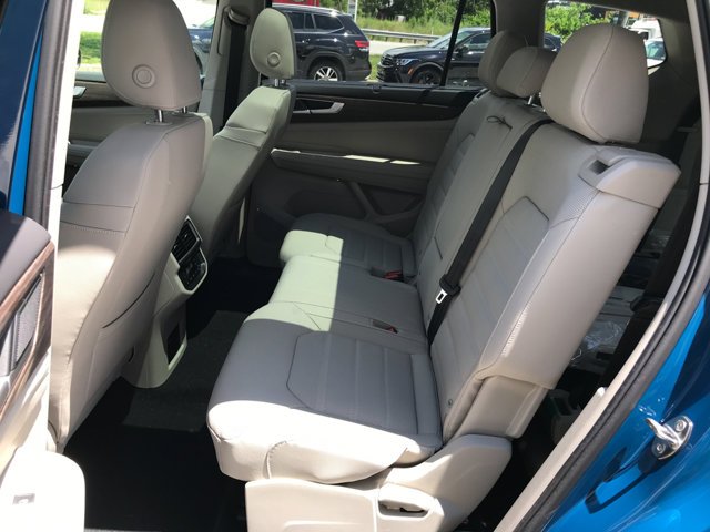New 2026 Mountain Lake Blue Metallic Volkswagen 2.0T SEL image 27