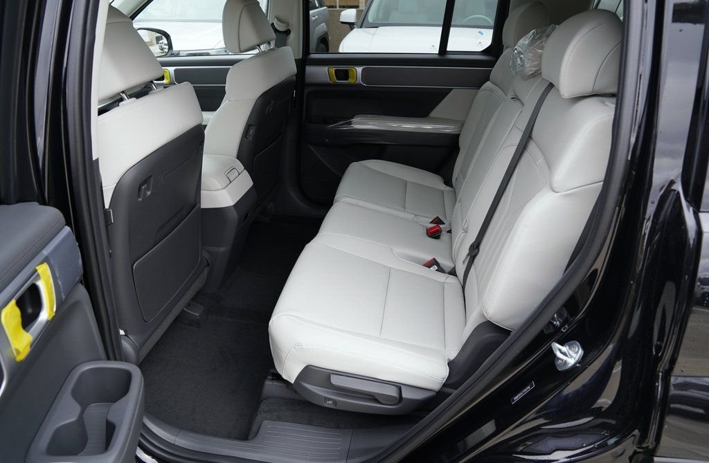 New 2026 Phantom Black Hyundai SEL image 44
