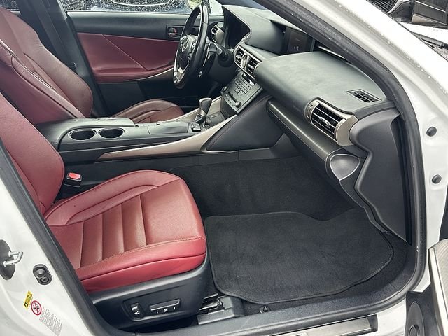 Used 2016 White Lexus 200t image 11
