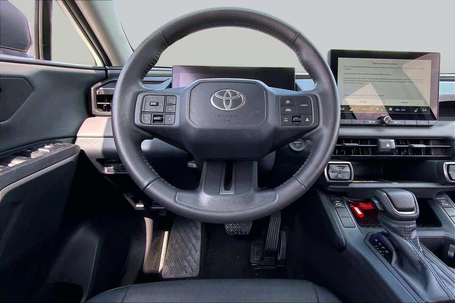Certified Used 2026 Ice Cap Toyota XLE Premium image 6