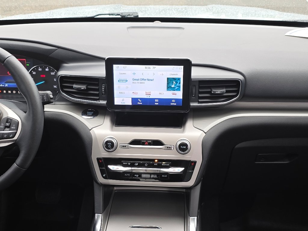 Used 2024 Silver Metallic Ford XLT image 3