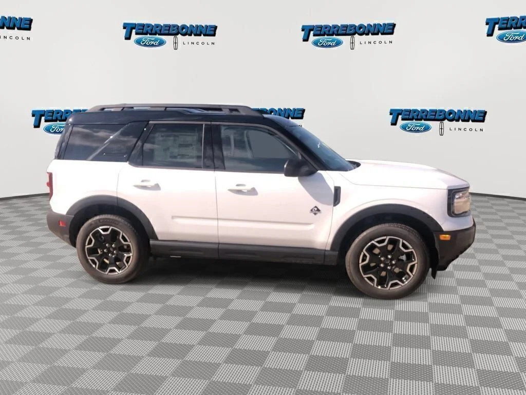New 2025 Oxford White Ford Outer Banks® image 9