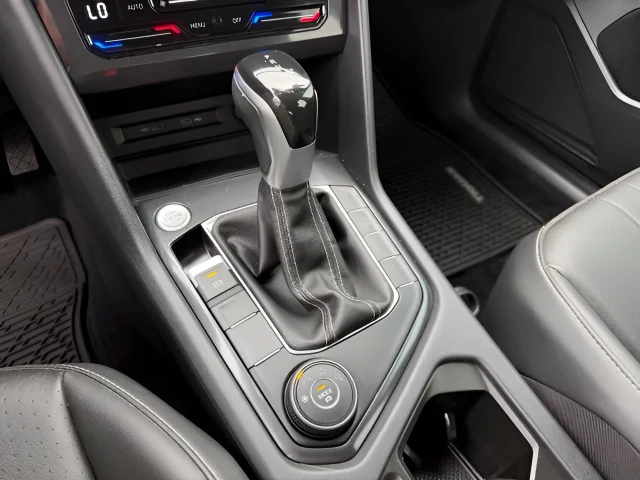 2023 Volkswagen Tiguan SE - Photo 17