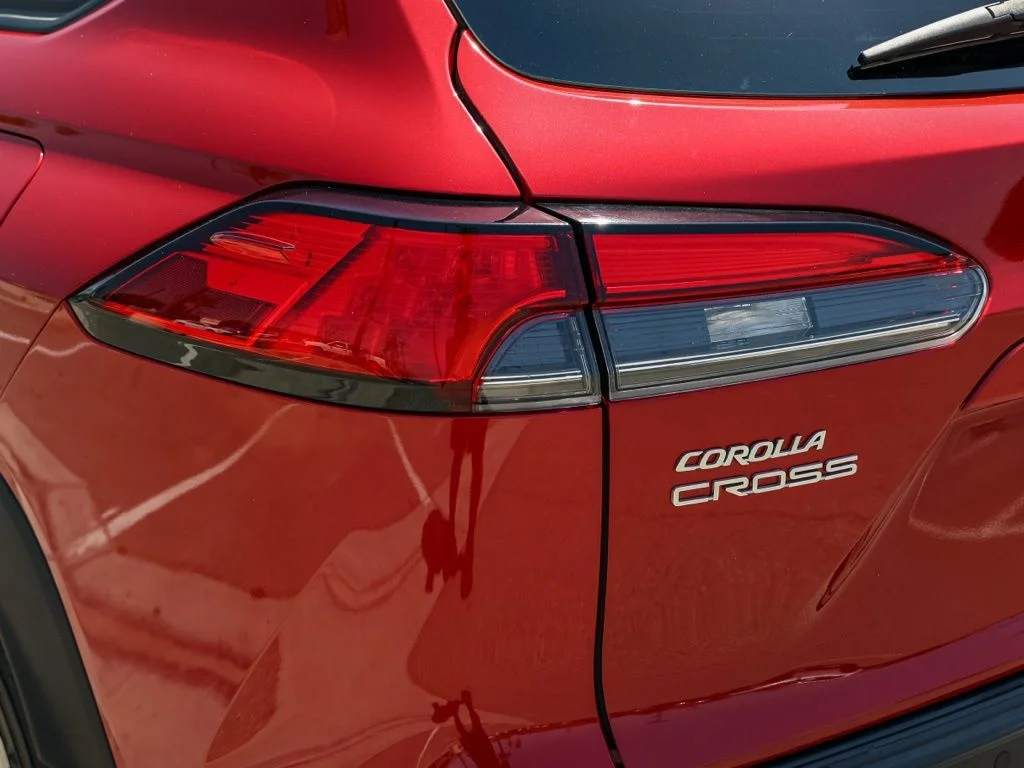 Used 2024 Red Toyota XLE image 7