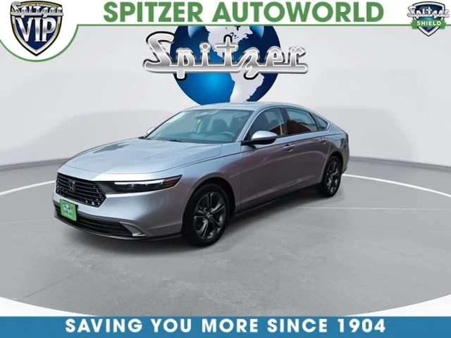 Used 2023 Silver Honda EX image 5