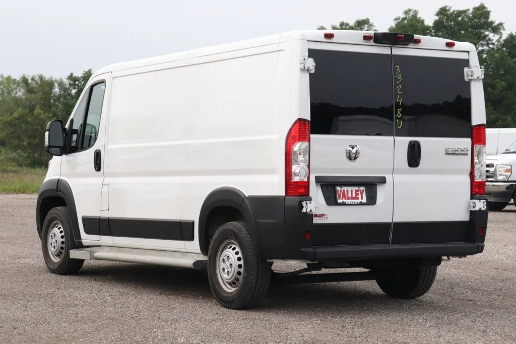 Used 2025 White Ram Base image 7