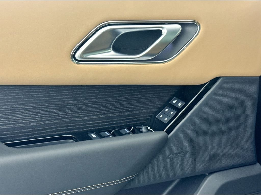New 2026 Charente Grey Land Rover Autobiography image 18