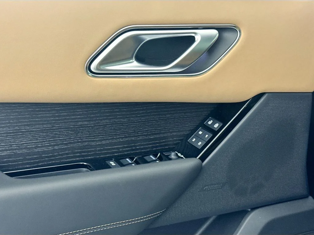 New 2026 Charente Grey Land Rover Autobiography image 18