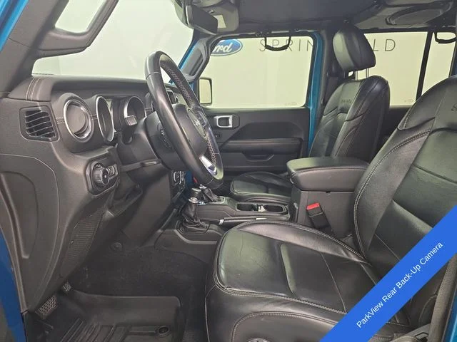 Used 2020 Bikini Pearlcoat Jeep Unlimited Sahara image 19