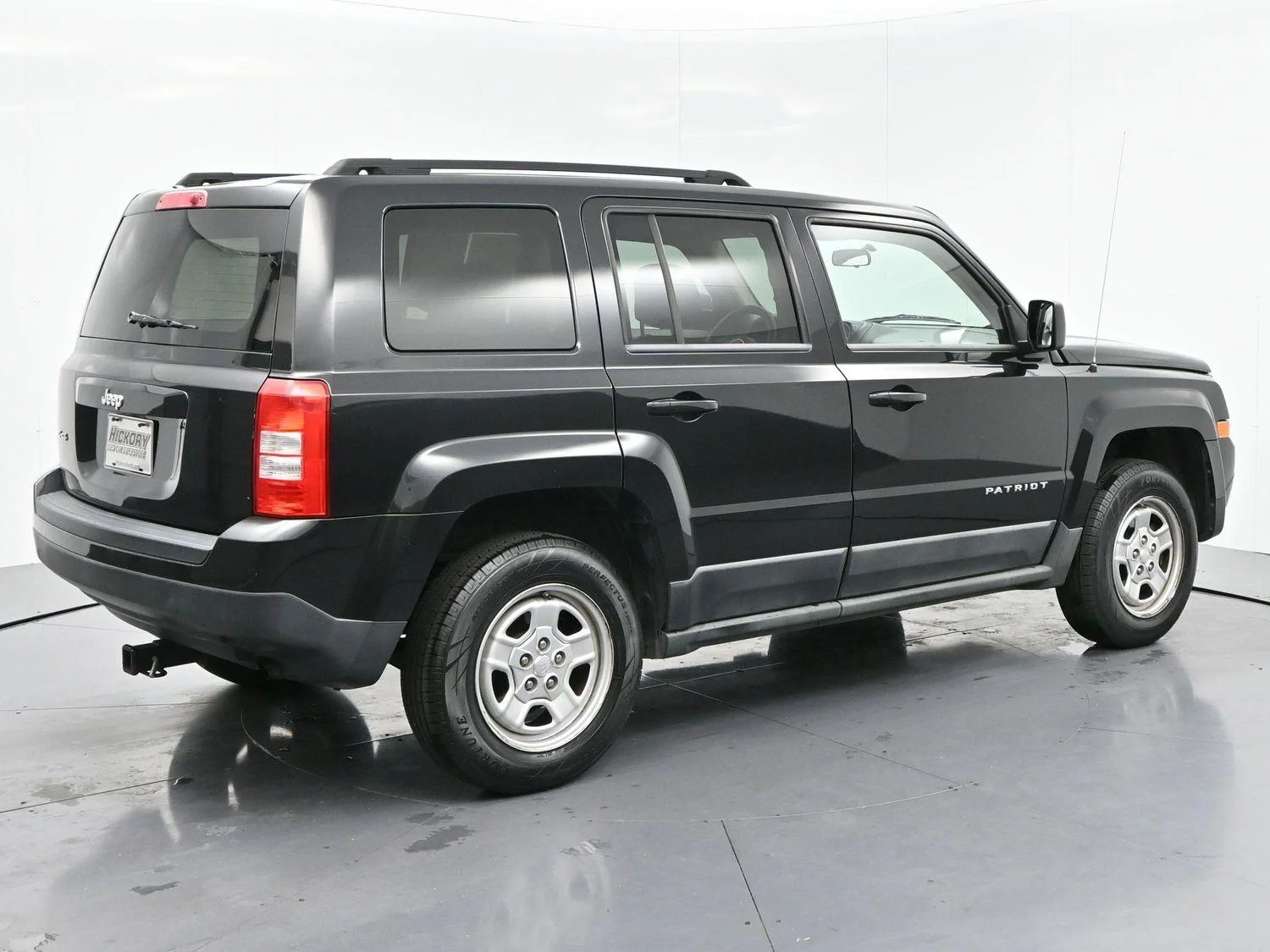 Used 2011 Brilliant Black Crystal Pearl Jeep Sport image 7