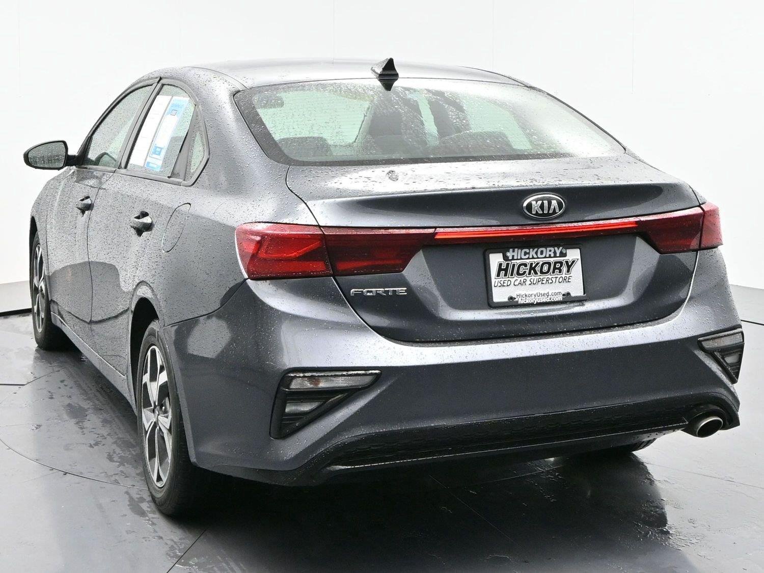 Used 2020 Gravity Gray Kia LXS image 6