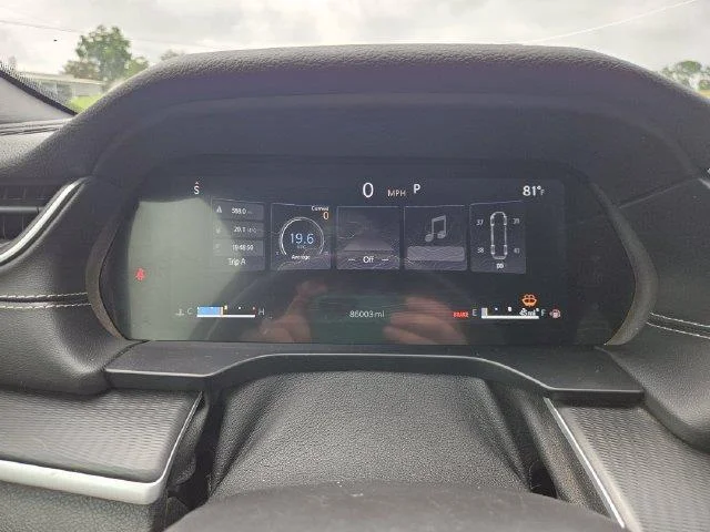 Used 2024 White Jeep Altitude image 15