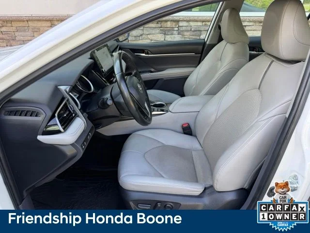 Used 2022 Beige Toyota XLE image 15