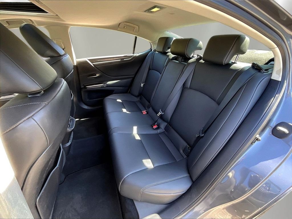 Used 2021 Gray Pearl Lexus 350 image 23
