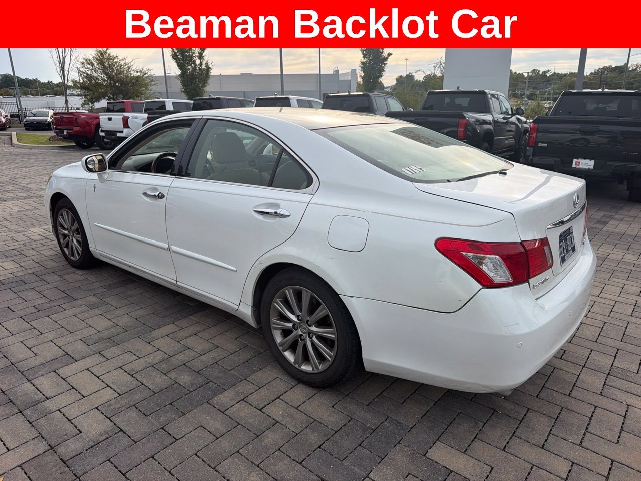 Used 2008 White Lexus 350 image 6