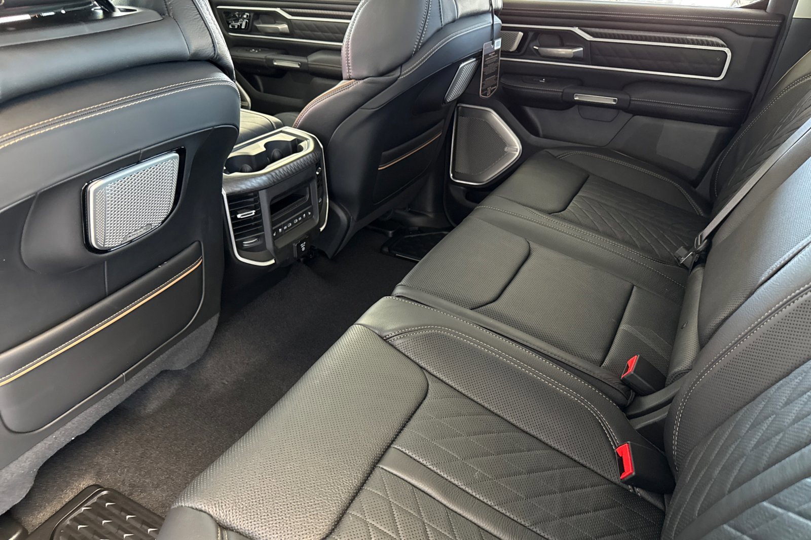 2026 RAM 1500 Tungsten - Photo 12