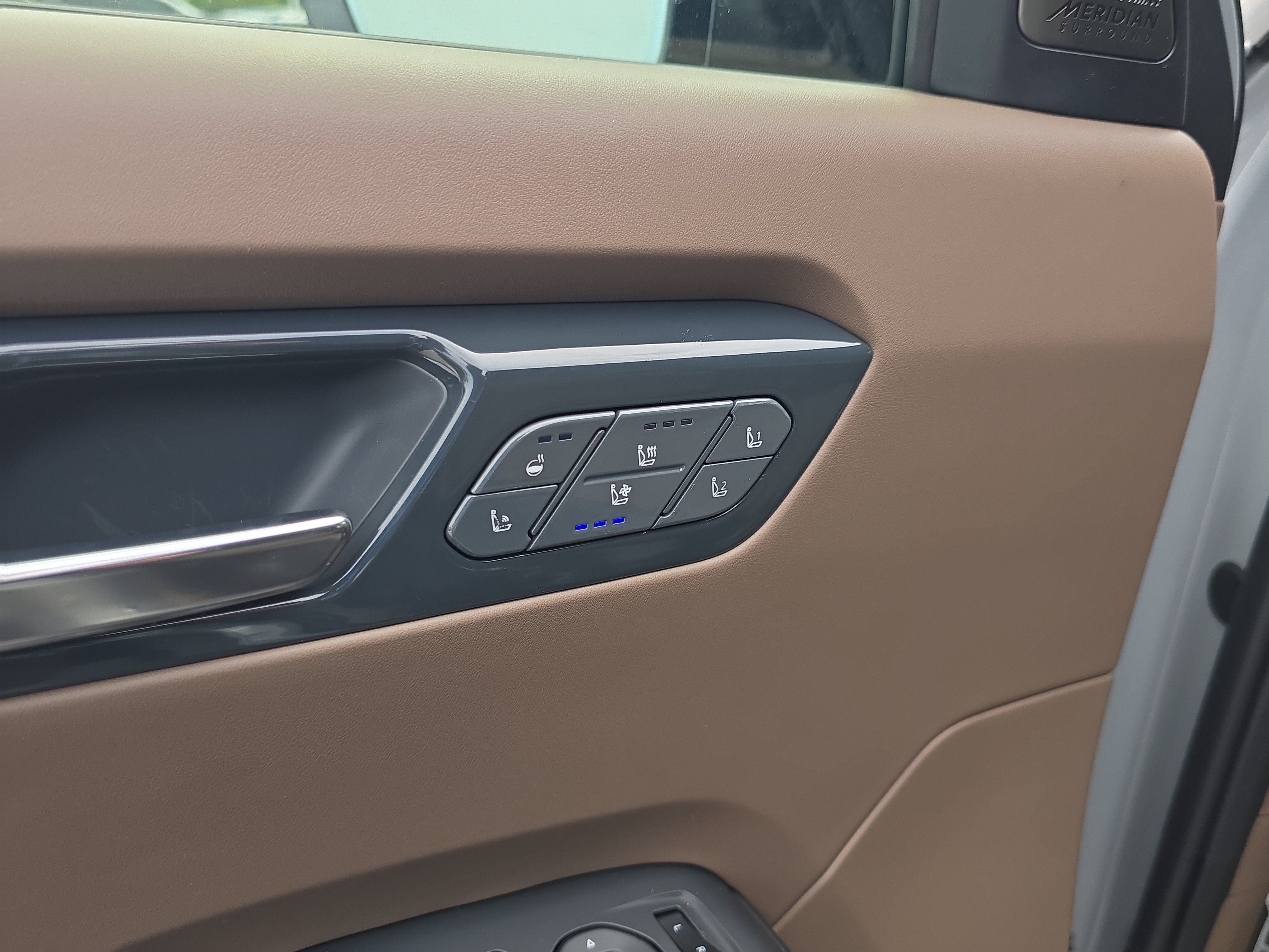 New 2026 Wolf Gray / Black Roof Kia GT-Line AWD image 19