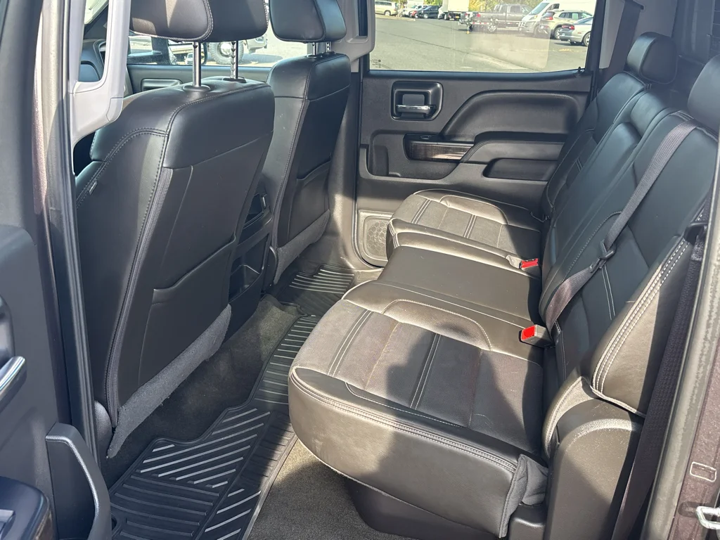 Used 2016 Iridium Metallic GMC Denali image 17