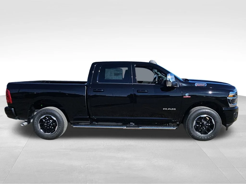 2026 RAM 2500 Laramie - Photo 12