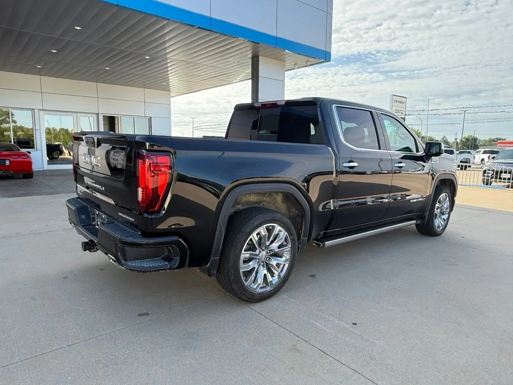 Used 2024 Black GMC Denali image 7